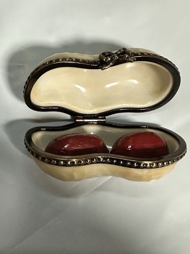 Vintage Peint Main Limoges France Peanut Trinket Box. Signed By Pierre 5/80 - Picture 11 of 12