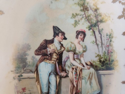 Vtg Wood Framed Oval Porcelain Plates "HandPainted" Portraits Victorian Couple - Picture 8 of 10