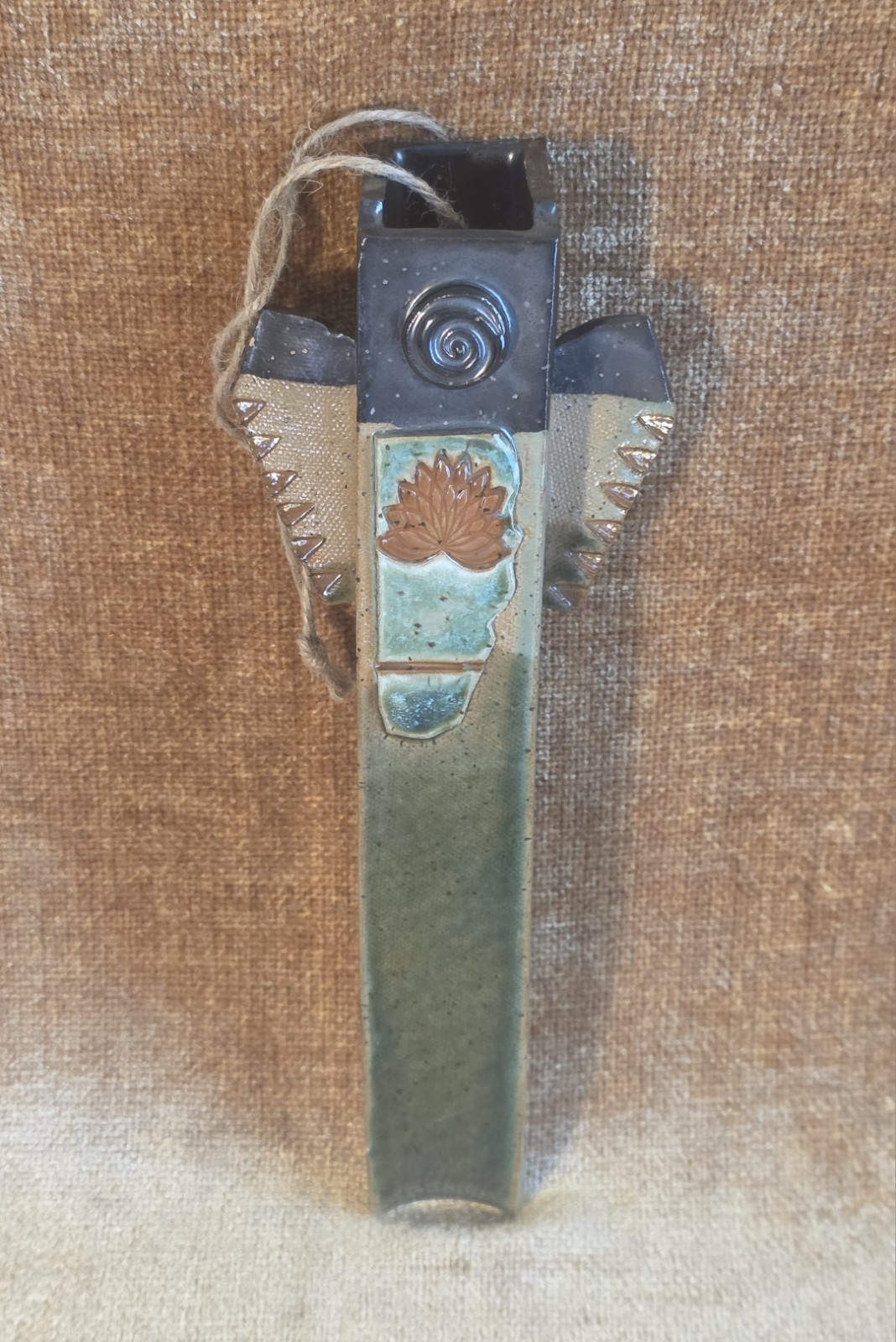Picture 4 of 16