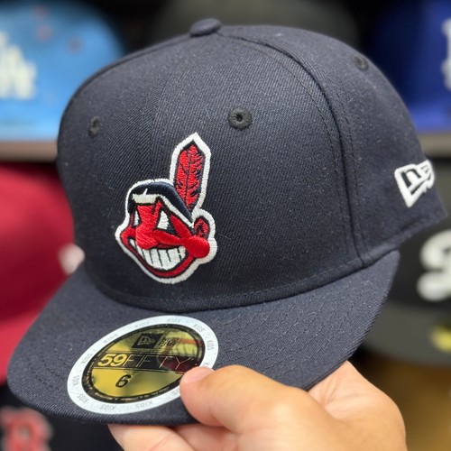 New Era Cleveland Indians Navy Youth 59FIFTY Fitted Hat | Request Size - Picture 3 of 4