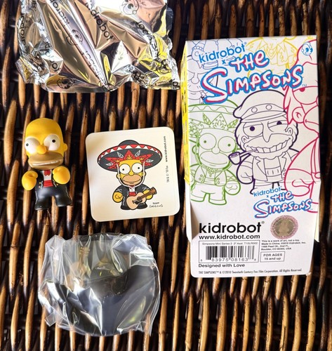 MARIACHI FAMILY homer marge bart lisa maggie SIMPSONS xKidrobot s2 complete 2009 - Picture 7 of 14