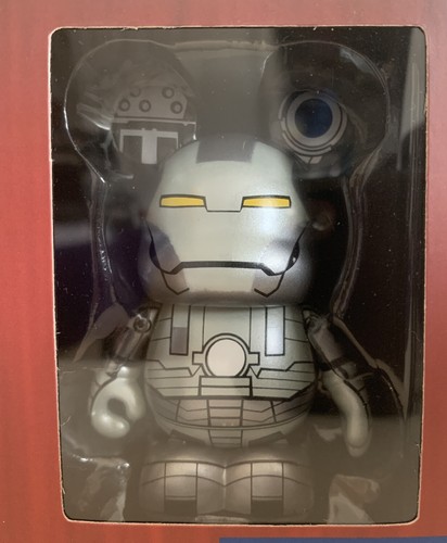 Disney Marvel Vinylmation Iron Patriot y máquina de guerra retirada LE 1500 - Imagen 7 de 12
