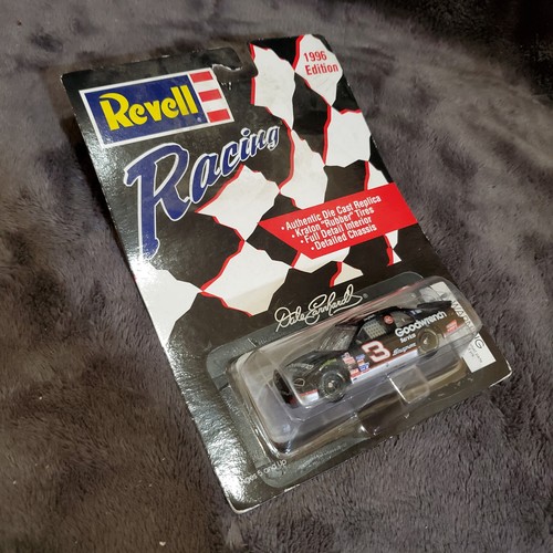 Revell Racing 1996 Edition #3 Dale Earnhardt Die Cast Revell Racing - Picture 5 of 6