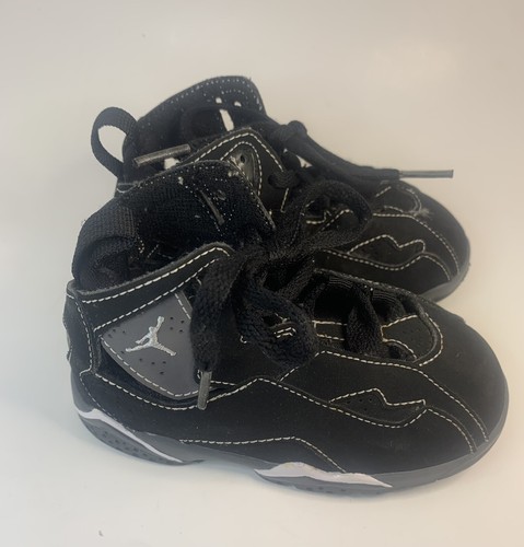 Child Size 7C Air Jordan True Flight Kid's Sneaker Black/Metallic Silver w/box - Picture 1 of 6