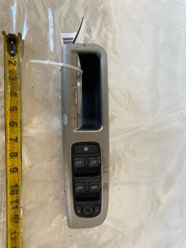 2005 - 2011 VOLVO 50 SERIES V50 T5 Front Power Door Master Switch Control Left - Picture 7 of 16