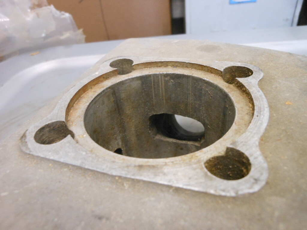 Vintage Rare Suzuki OEM 58 mm 196 cc Right Cylinder 67-68 T200 TC200 11210-10000 Vintage Rare Suzuki OEM 58 mm 196 cc Right Cylinder 67-68 T200 TC200 11210-10000