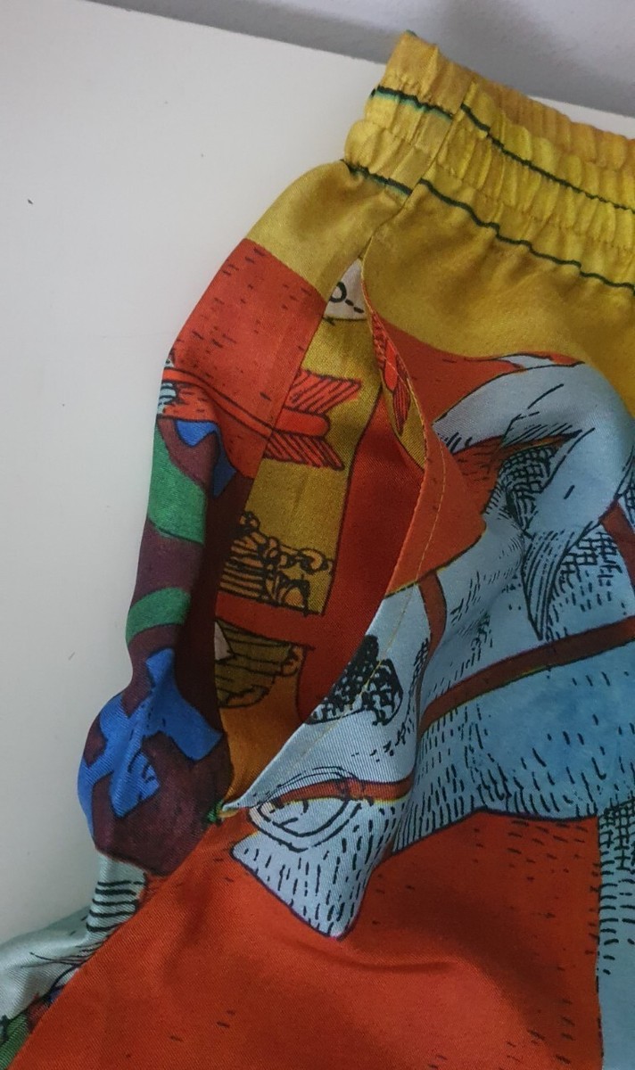 SS23 Supreme Ronin Silk Short size S small gold shorts New