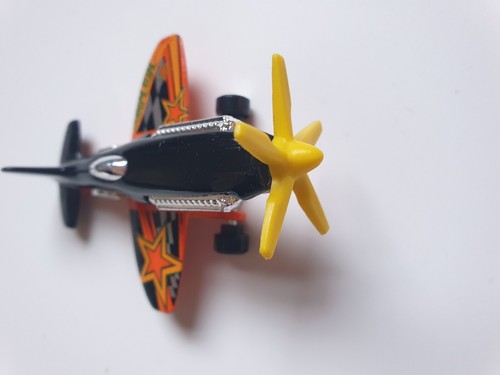 Hot Wheels Mad Propz Propeller Airplane - Picture 3 of 3