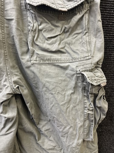 🔥🔥🔥Route 66 Men's Outdoor Grey/Greenish Cargo Shorts Size 40 Pre Owned - Picture 13 of 15