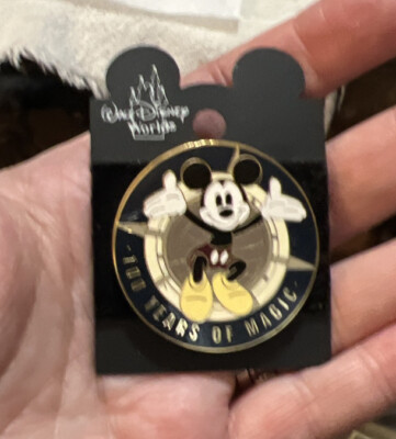 Walt Disney 100th Year ミッキー ピン Walt Disney 100th Year ミッキー ピン WALT DISNEY 100 YEARS OF