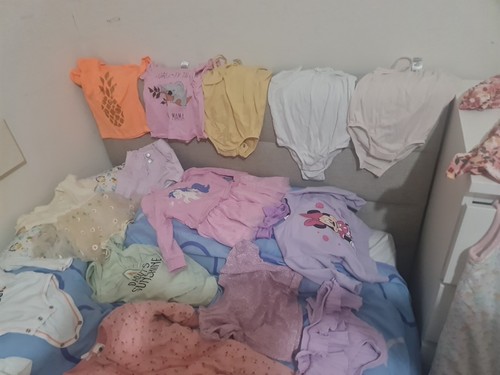 Good Used Girls Size 1 bundle of Clothes Wash clean pet smoke free - Picture 3 of 17