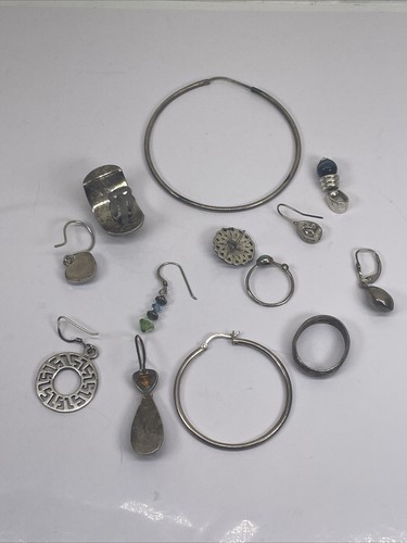 Konvolut Sterling Silber 925 verschiedene Stücke einzelne Ohrringe Ringe Anhänger geprüft - Bild 21 von 22