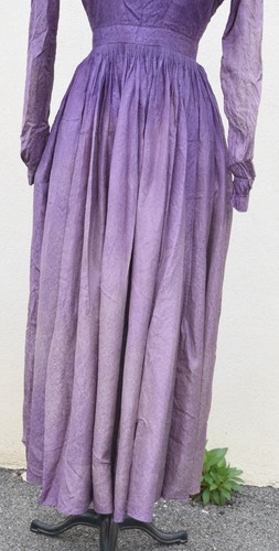 Ancienne robe en soie France Provence Vaucluse vers 1860 - Imagen 12 de 24