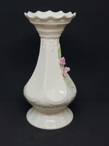 VTG Belleek Vase Flower Pot with Applied Rose Flowers Ireland Porcelain - Picture 7 of 12