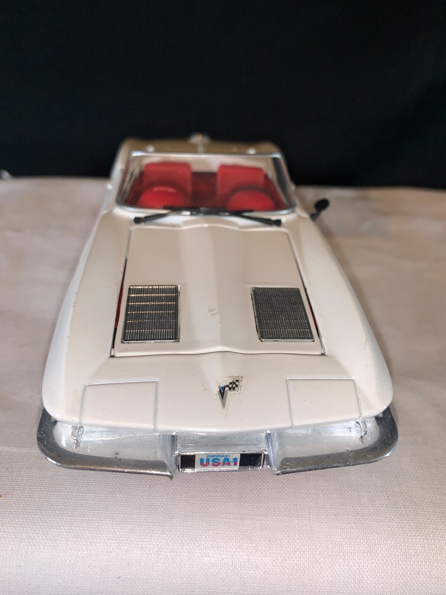 Revell 1988 Corvette Stingray 1:24 White Model Car | eBay