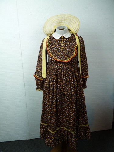 VESTIDO de colección 'Prairie' o "Country'Prairie" con GORRO hecho a mano talla M-L A-28 - Imagen 9 de 12