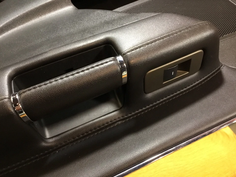 11-15 Lincoln MKX Interior Puerta Trasera Derecha Interior Tapicería Panel OEM A P Foto 4 de 4