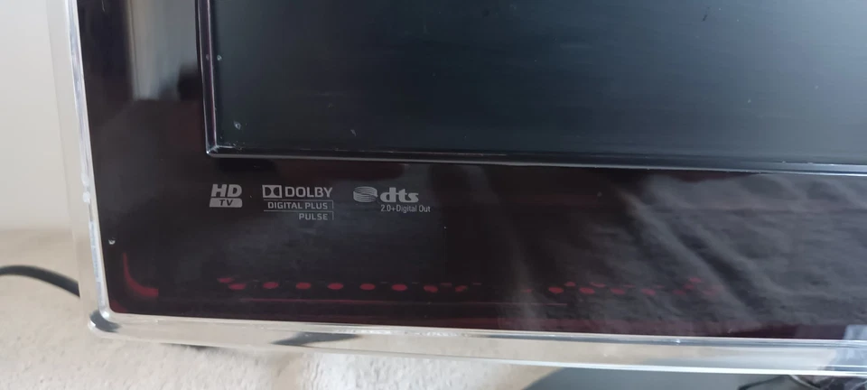 Samsung UE19C4000PW 19' LED Slim TV *FULLY WORKING* With Remote Control - Image 4 of 4