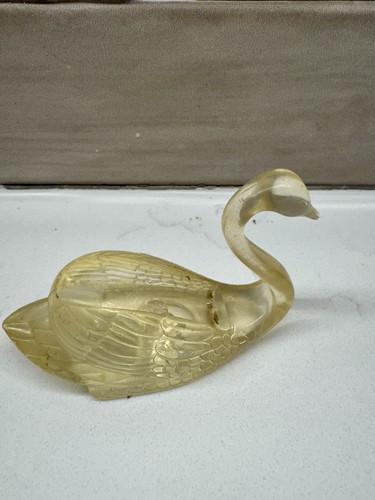 Vintage Swan Lucite Clear Plastic Acrylic - Picture 1 of 7