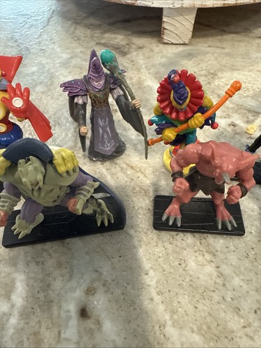 1996 Yu-Gi-Oh! Takahashi Mini Figures 2” Lot Of 7 - Picture 3 of 7