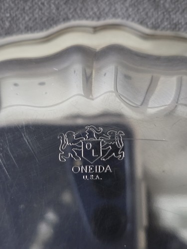 Juego de 2 platos de caramelo o baratija plateados vintage Oneida EE. UU. - Imagen 7 de 8