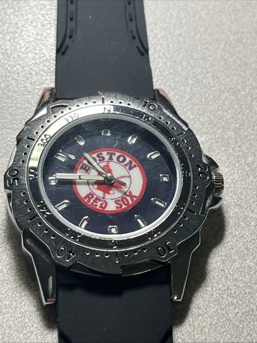 Vintage Boston Red Sox Uhr mit neuem Silikonarmband. Funktioniert.  Scharf Und Sportlich - Bild 2 von 7
