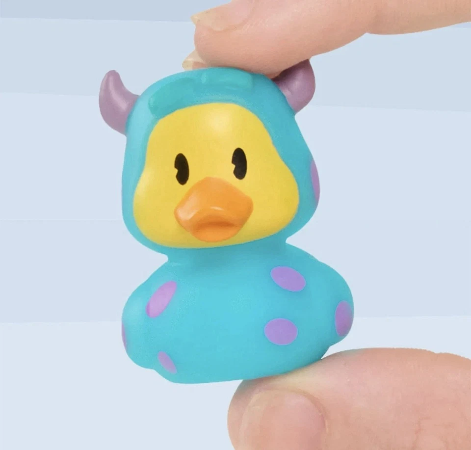 DISNEY DUCKALOOZ CHRISTMAS ADVENT CALENDAR 24 Surprise Duck Figures 2025 Gift .. - Image 2 of 4