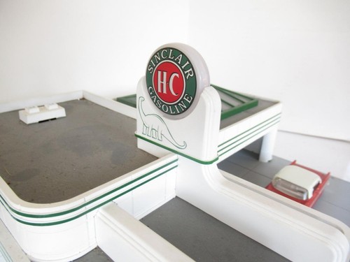 MTH TRAINS - 9101 OPERATING SINCLAIR GAS STATION- 0/027 - NEW- SEALED- H1C - Picture 3 of 6