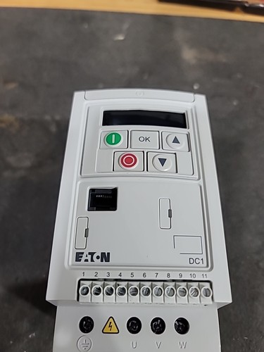 Eaton DC1-124D3NN-A20CE1 Variable Frequency Drive, 1 Hp, 200-230V, Cutler-Hammer - Picture 3 of 7