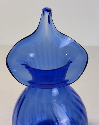 Hand Blown Jack In The Pulpit 7” Bud Vase Blue Glass Ribbed Vintage - Picture 2 of 15
