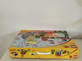 Lego 2001 DUPLO DOLLS 2955 Sarah’s Big Recipe Set 100% Complete.