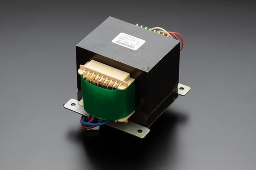 Marantz Cinema 70s Silver Slimline AV Surround Receiver 7.2 Channel 8K AC 100V - Picture 8 of 13