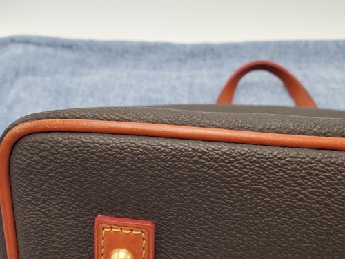 Dooney & Bourke Eva Coated Cotten Umhängetasche dunkelbraun mit braunen Ledergriffen - Bild 11 von 20