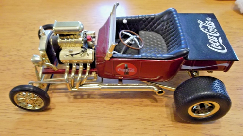 Johnny Lightning - Coca-Cola Brand - 1923 Ford T-Bucket 1:18 Scale 100% Die-Cast - Picture 8 of 9