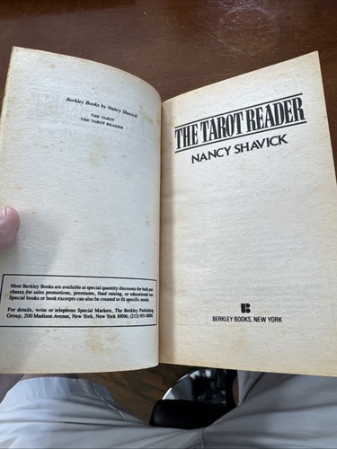 Nancy Shavick - The Tarot Reader - 1991 - paperback - Picture 7 of 8