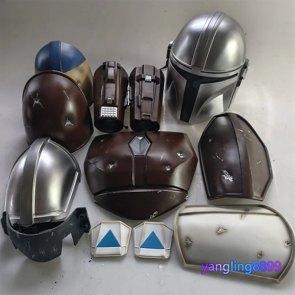 Star Wars The Mandalorian Din Djarin Full Body Armors Helmet 1:1 Wearable Props - Image 3 of 4