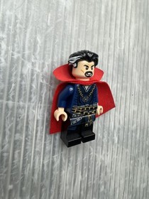 LEGO Marvel Superheroes MINIFIGURE Doctor Strange 76060
