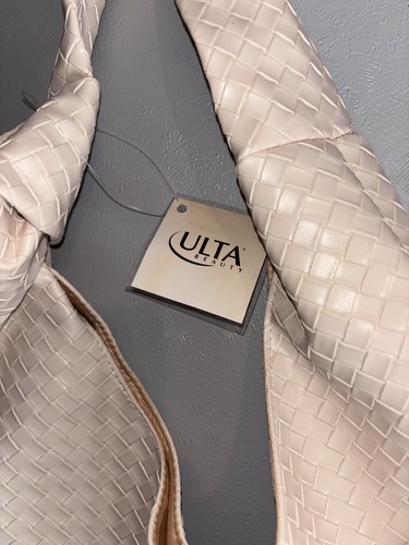 Ulta Cream Colored Bag NWT Basket Weave Pattern - Picture 3 of 3
