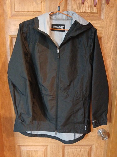 Avalanche Women’s Rain Jacket Large Full Zip W/Hood Black