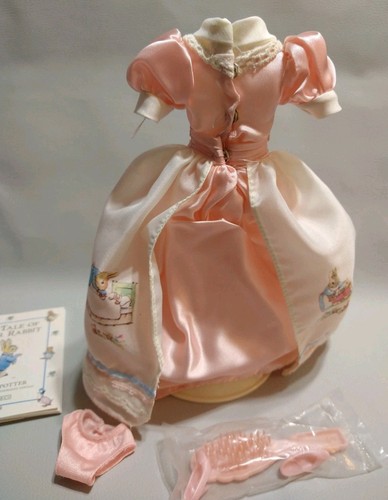 Vintage Barbie 1997 Peter Rabbit Dress Outfit Shoes OOAK - Picture 4 of 5