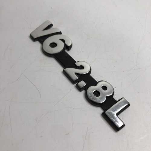 84-86 Jeep Cherokee XJ Comanche MJ OEM 2.8L V6 Rear Hatch Tailgate Emblem Badge - Foto 3 di 7