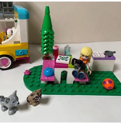 Lego Set 41681 Forest Camper Van 2021 Friends Mini Figuren unvollständig + extra - Bild 8 von 10