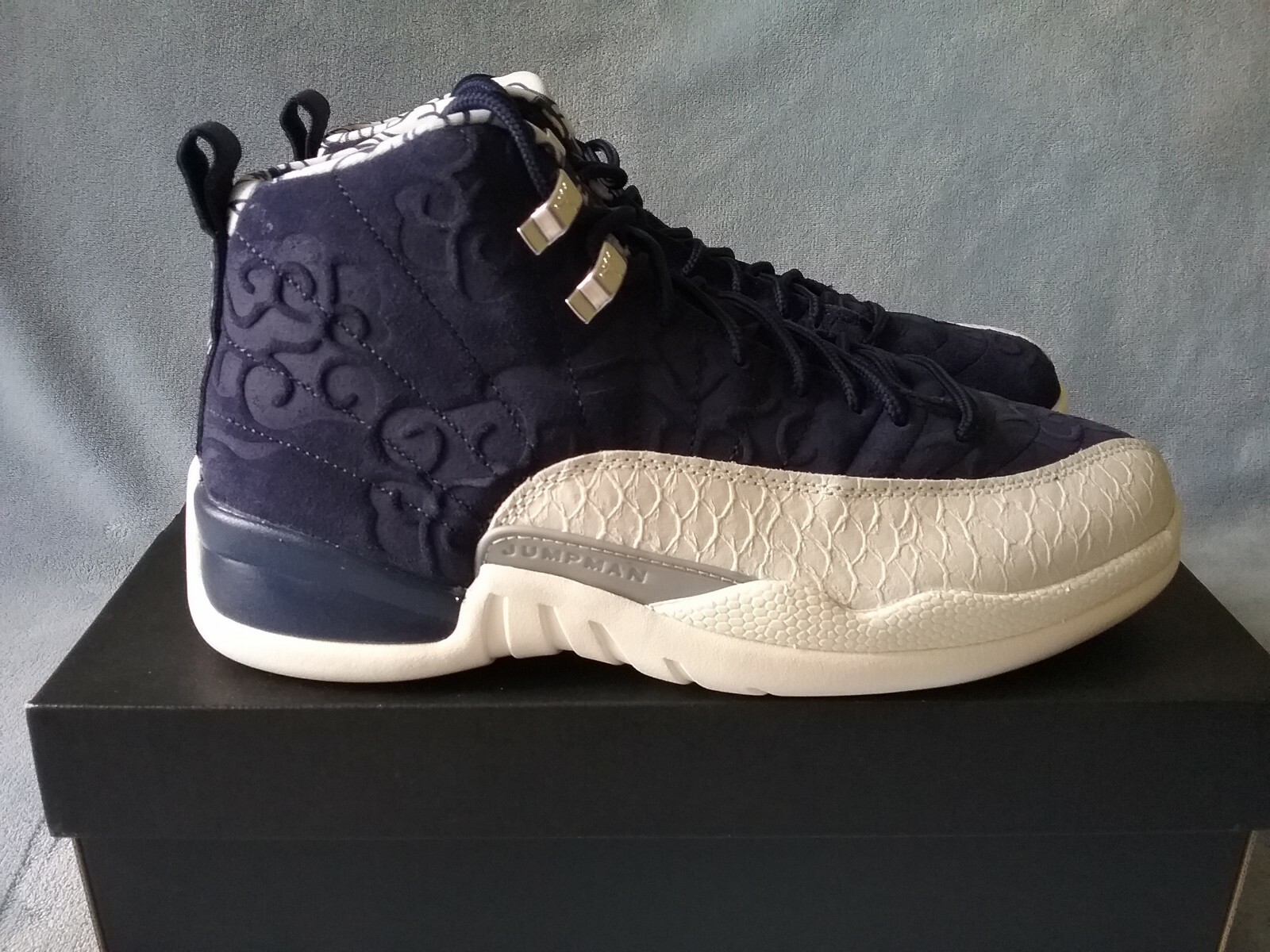 jordan 12 flight