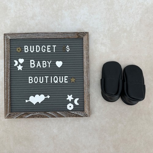 FRESHLY PICKED Black Bow Moccasins Moccs Size 2 - Picture 3 of 3