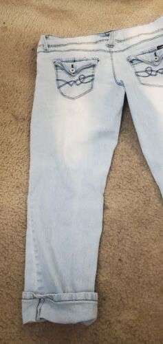 Angels Capri Jeans Juniors Sz. 11 Blue Cuffed Blend Stretch Prewashed - Picture 2 of 4