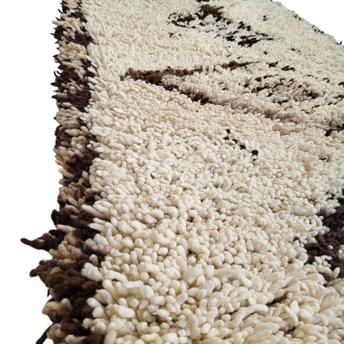 Vintage Handmade Moroccan Berber Tribal Beige Rug Wool, Geometric Shaggy Carpet - Picture 20 of 23