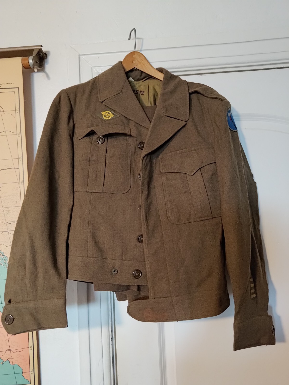 Picture 1 of 24