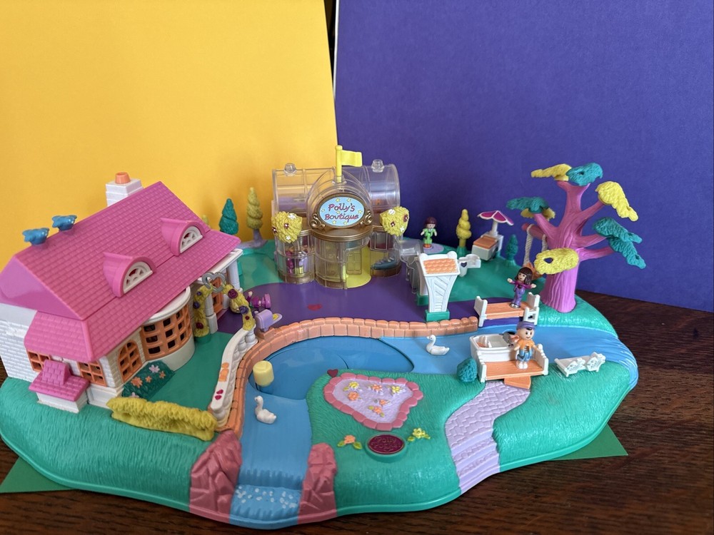 Vintage Bluebird Polly Pocket Magical Movin’ Pollyville Playset 1996