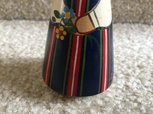 Vintage USSR SALVO Wooden Painted 4" Girl Doll Flowers Folk Art FREE SHIPPING - Picture 4 of 8