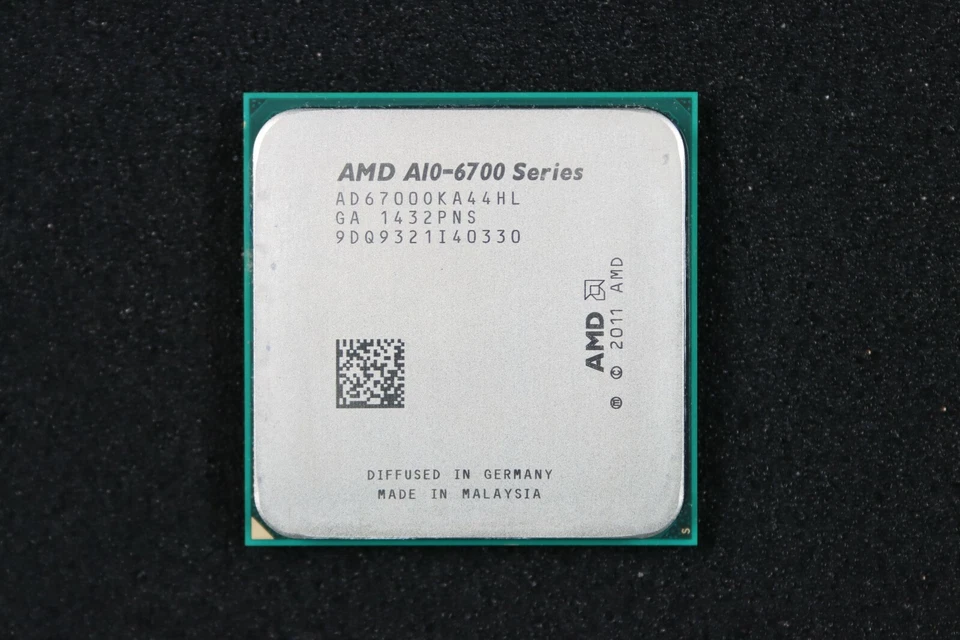 AMD A10 6700K – AD6700OKA44HL Sockel FM2 4x3,7 GHz Richland-Core #5121 - Bild 1 von 1